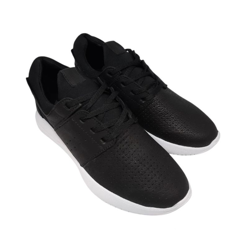 MOC0033-NEG-3-jpg