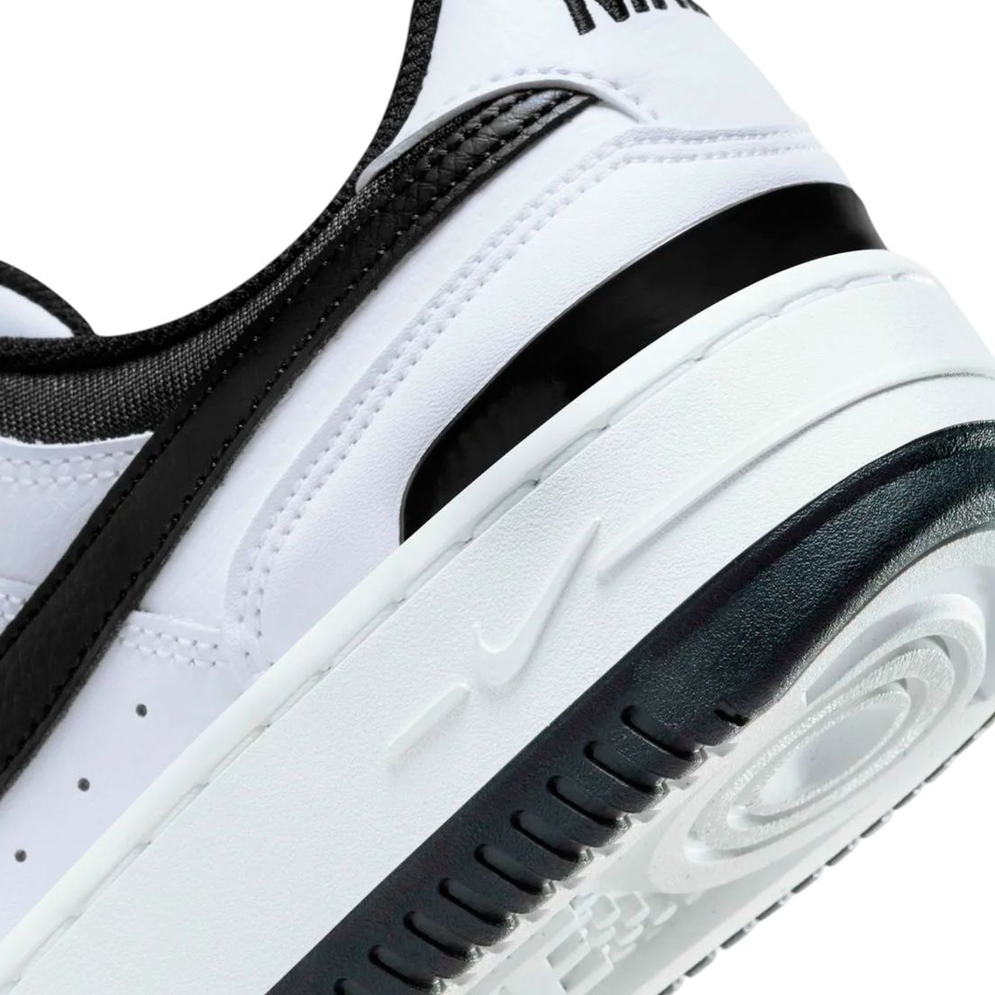 Zapatillas Nike Gamma Force De Mujer