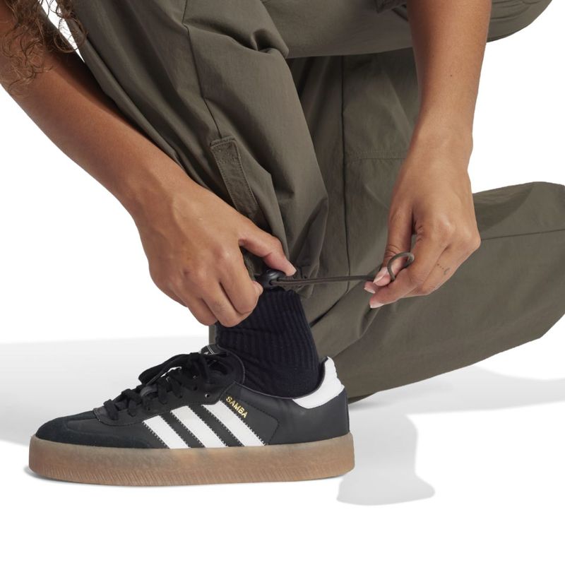 6JD4785-000-5.jpg